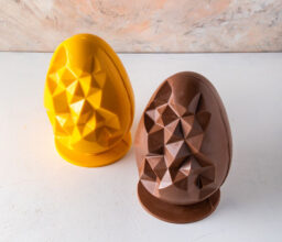 Picasso Eggs chocolate Set