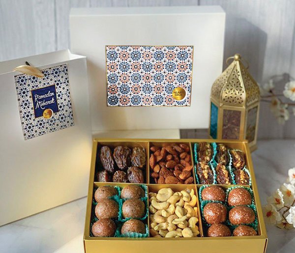 Wedding favor and gift shops in dubai A Bit of Everything Ramadan Gift Box - GiftBag.ae - Online Gift