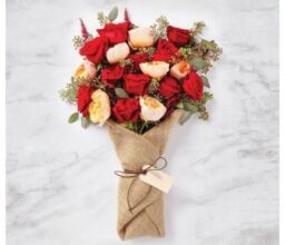 Peach & Red Roses Bunch