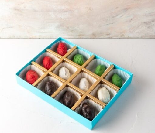 UAE National Flag Strawberries 12pcs - Chocolates gift from Giftbag in Dubai, UAE