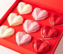 Alternative view of Assorted 9 Pieces