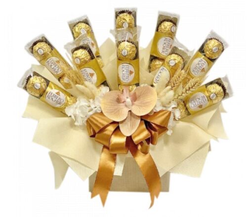 Golden Ferrero Rocher Classic Bouquet from Giftbag in Dubai