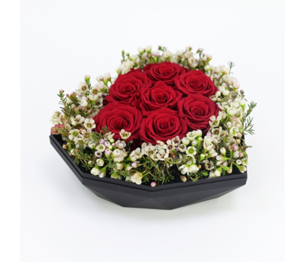 Forever Roses in Heart Shape Box GiftBag.ae Online Gift Delivery in