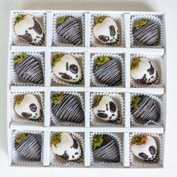 Alternative view of Jack Skellington Strawberries