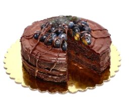 Sugar-free, Gluten-free & Vegan Chocolate Blueberry Quinoa Cake