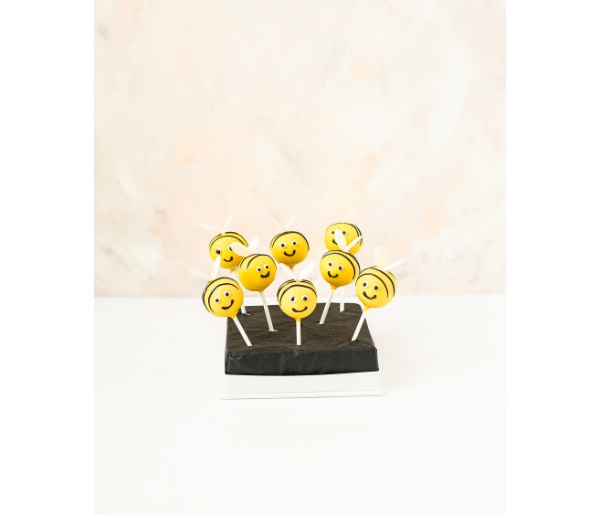 Bumble Bee Cake Pops - Image 2
