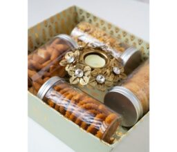 Alternative view of Savory Aaliyah Collection