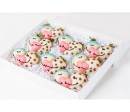 Alternative view of Hugging Chocolate Covered Designer Strawberries