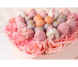 Alternative view of Roses, Assorted Truffles And Designer Strawberries Hamper
