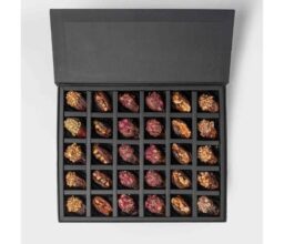 Alternative view of Premium Majdoul Dates Gift Box