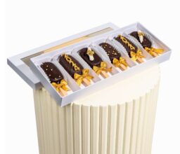 Alternative view of Graduation Cakesicles