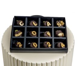 Alternative view of Graduation theme 12 Strawberries