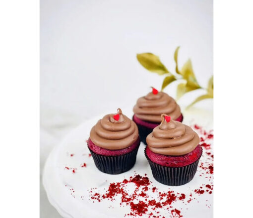Red Velvet with Ganache Cupcake 6pcs - Cakes gift from Giftbag in Dubai, UAE